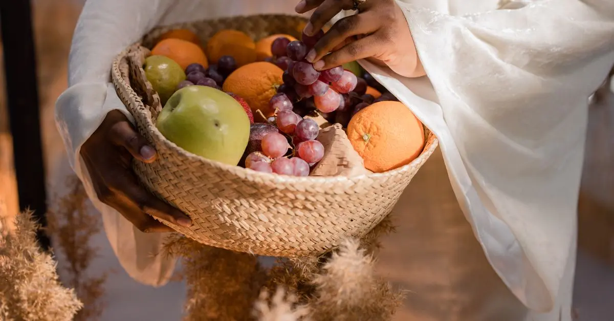 Les Fruits de Saison à Découvrir en Mars : Bienfaits et Recettes